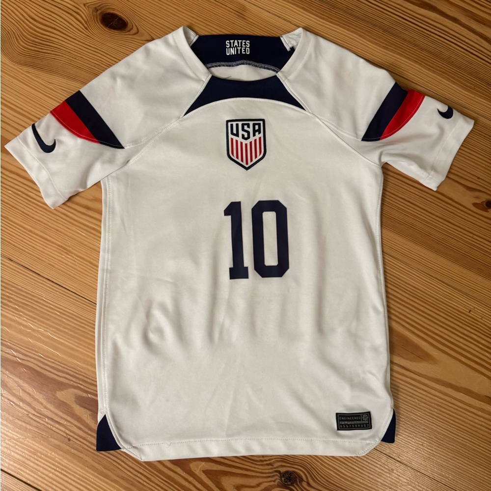 Nike USA Pulisic #10 Jersey Youth Size Small
